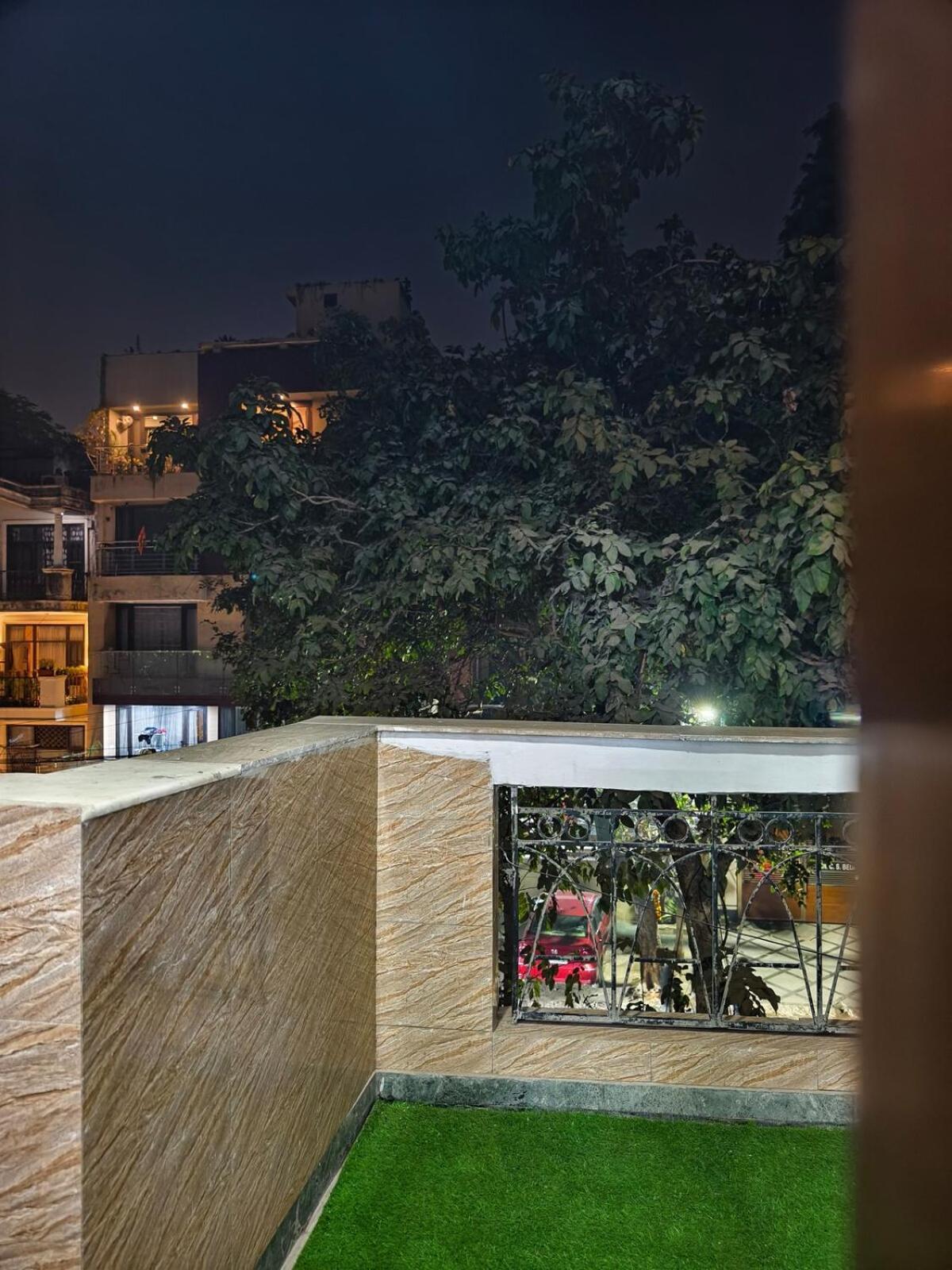 Apartment Hostmystay-3bhk In Gk3 ! Mblck