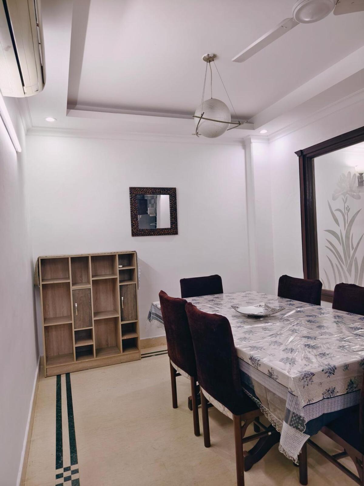 Apartment Hostmystay-3bhk In Gk3 ! Mblck New Delhi