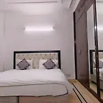 Hostmystay-3Bhk In Gk3 ! Mblck