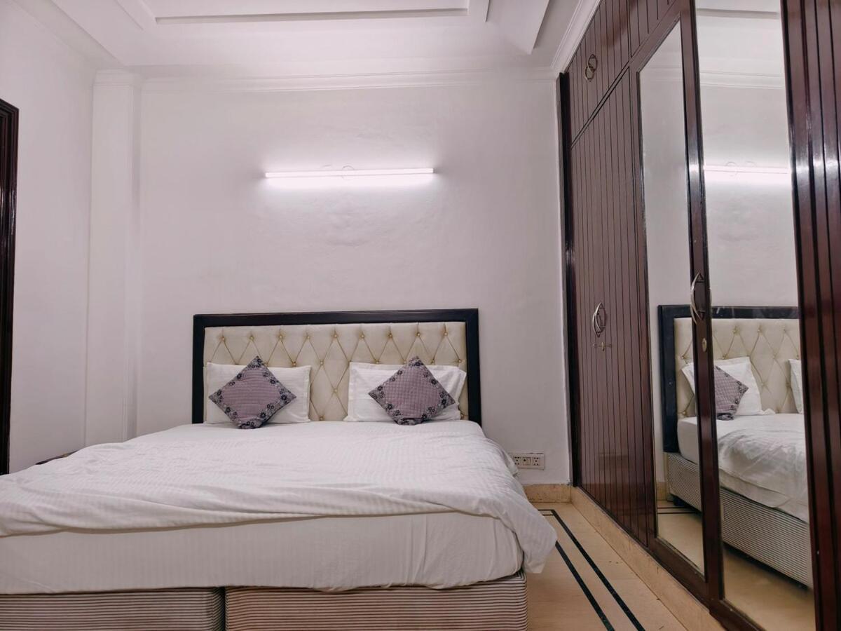 Hostmystay-3bhk In Gk3 ! Mblck * New Delhi